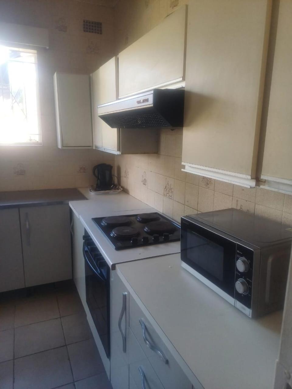 Kempton Park Lodge Birch Acres Kempton Park Exterior foto